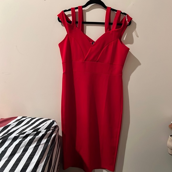 Red Dress- Semi Casual - Picture 3 of 6